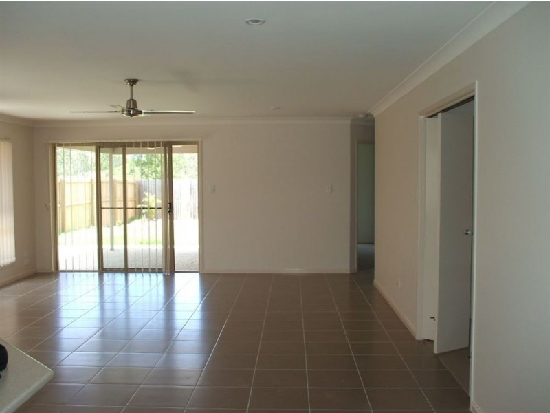 26a Whitlock Drive, Rothwell QLD 4022