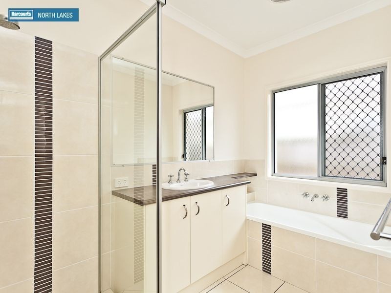 10 Kangaroo Street, North Lakes QLD 4509
