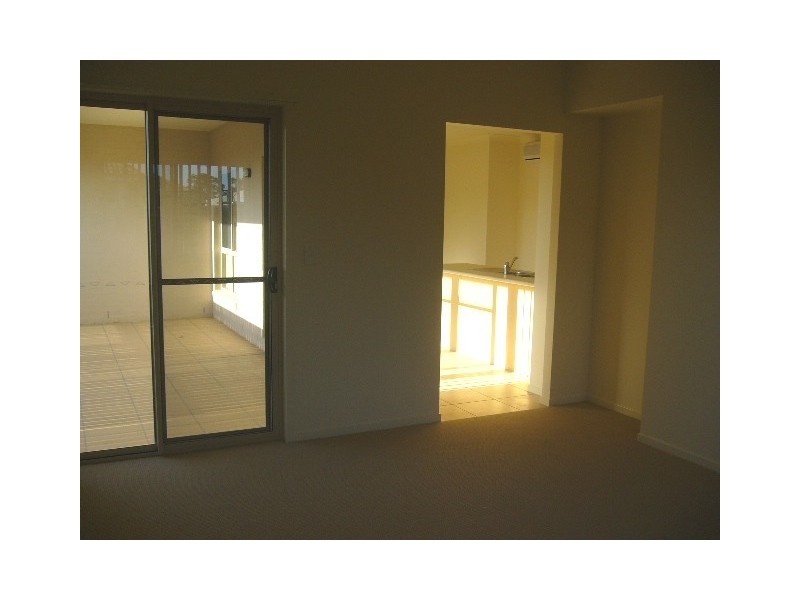 18 Pandorea Circuit, North Lakes QLD 4509