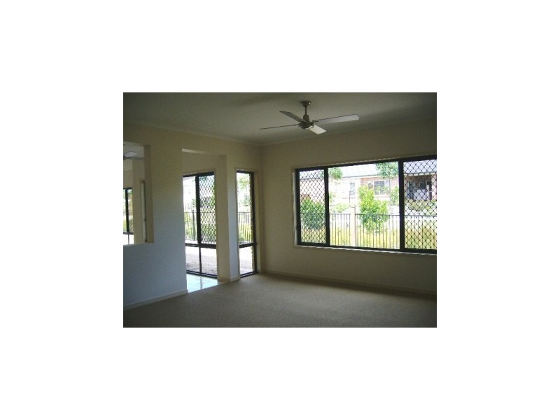 9 Woombye Close, North Lakes QLD 4509