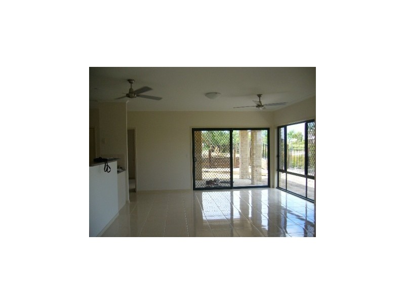 9 Woombye Close, North Lakes QLD 4509