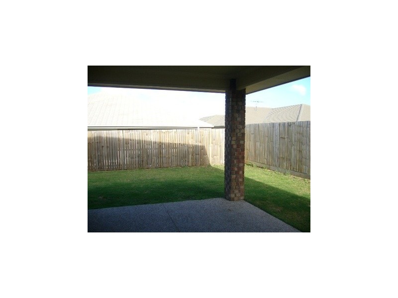 26 Gardenia Street, North Lakes QLD 4509