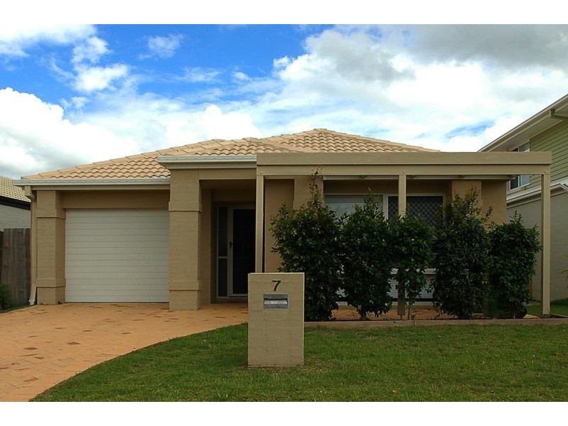 7 Wader Street, North Lakes QLD 4509