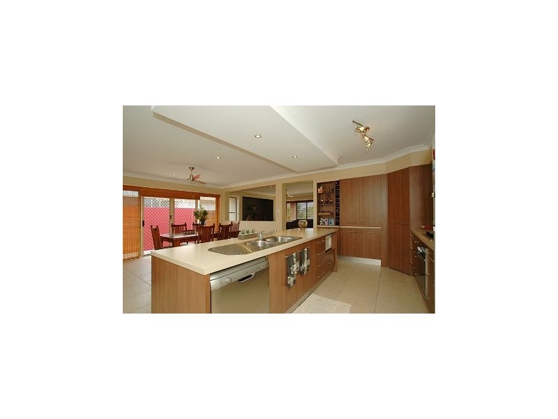 49 Turnstone Circuit, North Lakes QLD 4509