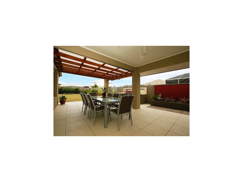 49 Turnstone Circuit, North Lakes QLD 4509