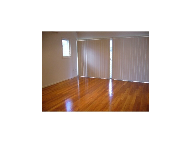 18 Foambark Street, North Lakes QLD 4509