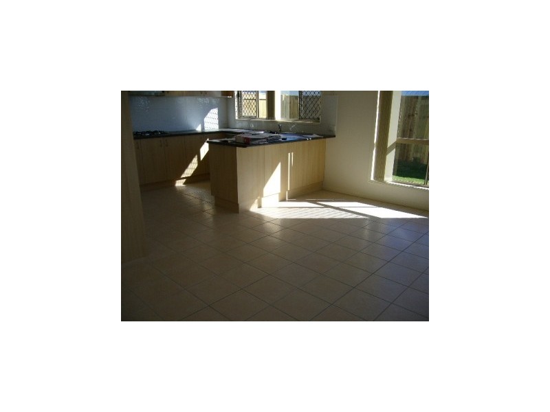 12 Wallaby Street, North Lakes QLD 4509