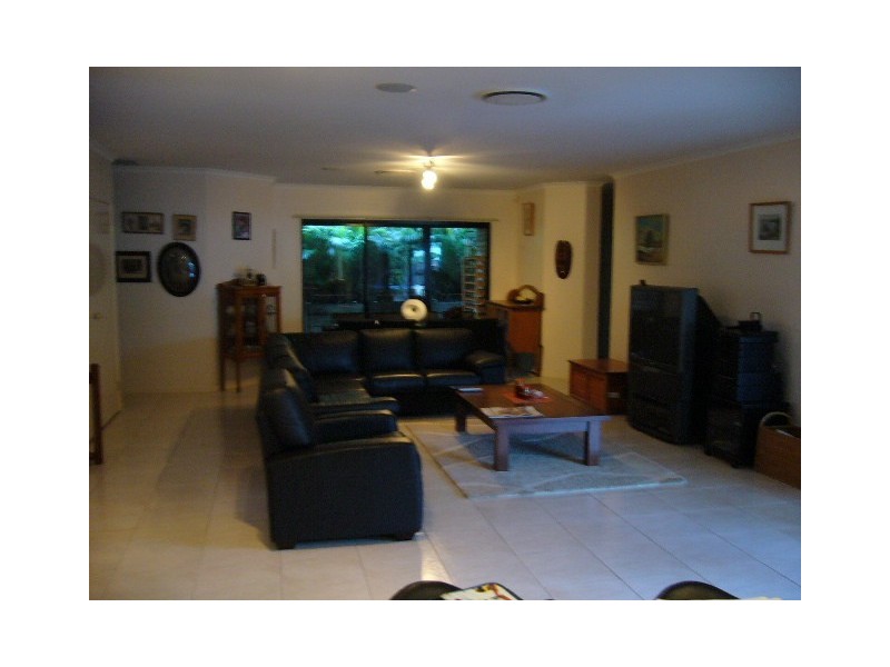 4 Finnegan Street, North Lakes QLD 4509