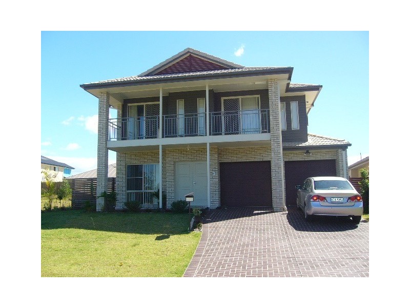 16 Wallaroo Circuit, North Lakes QLD 4509