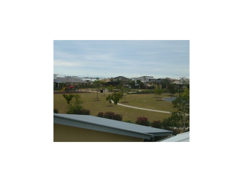 8 Riley Court, North Lakes QLD 4509