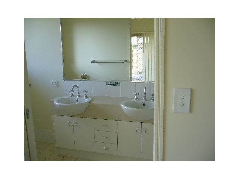 12 Numbat Street, North Lakes QLD 4509