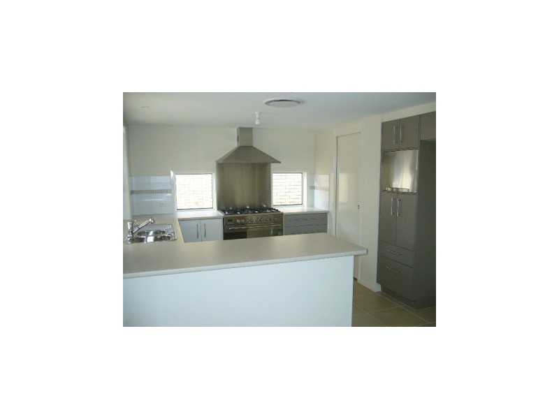 5 Numbat Street, North Lakes QLD 4509