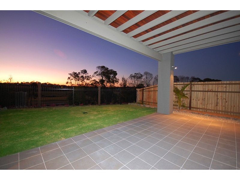 25 Riley Court, North Lakes QLD 4509