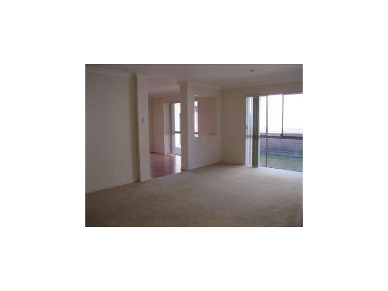 31 Heathcote Avenue, North Lakes QLD 4509