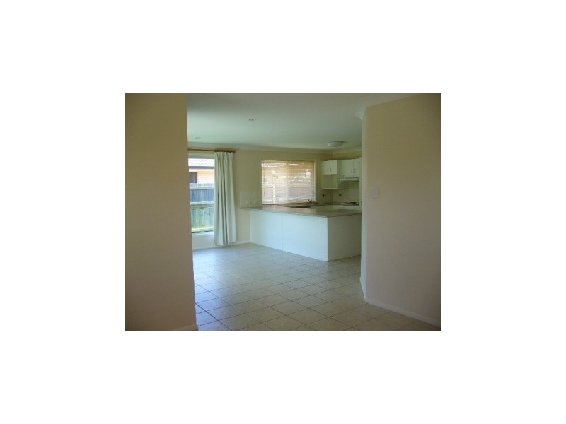 19 Pearson Court, North Lakes QLD 4509