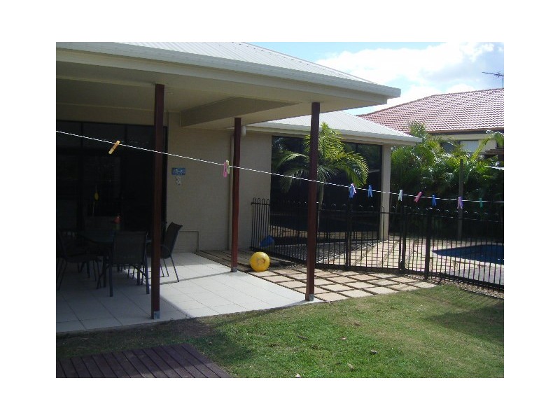 8 Gannett Street, North Lakes QLD 4509