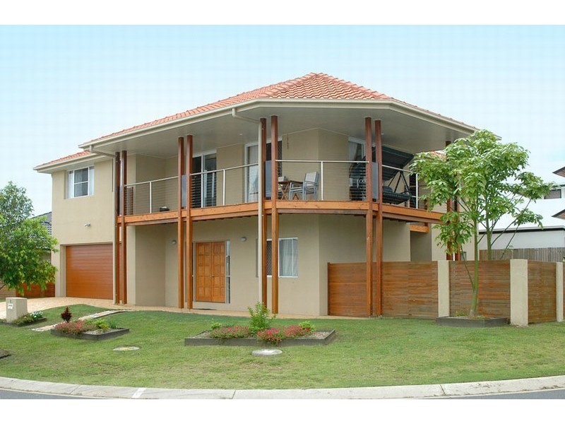 8 Marsh Pde, North Lakes QLD 4509