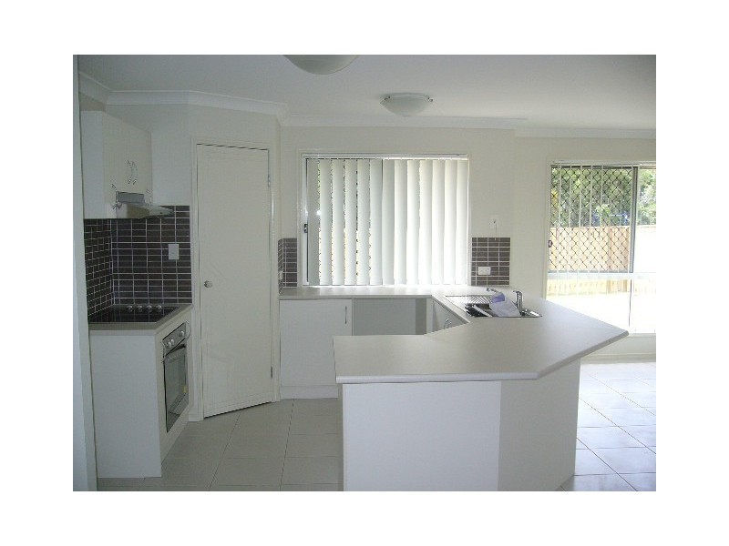 35 Maidenhair Dr, Narangba QLD 4504