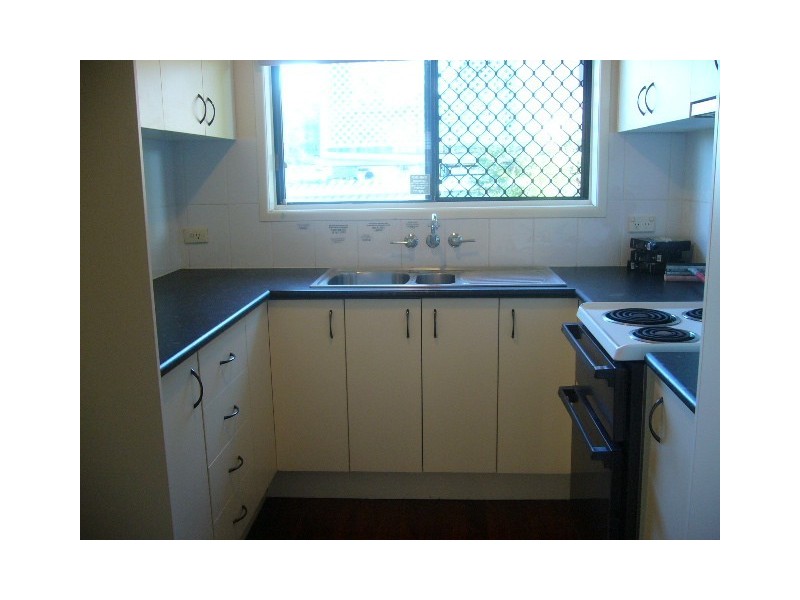 2/12 Leis Parade, Lawnton QLD 4501