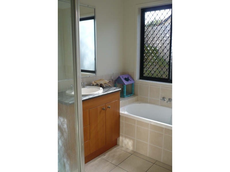 28 Willandra Pde, North Lakes QLD 4509