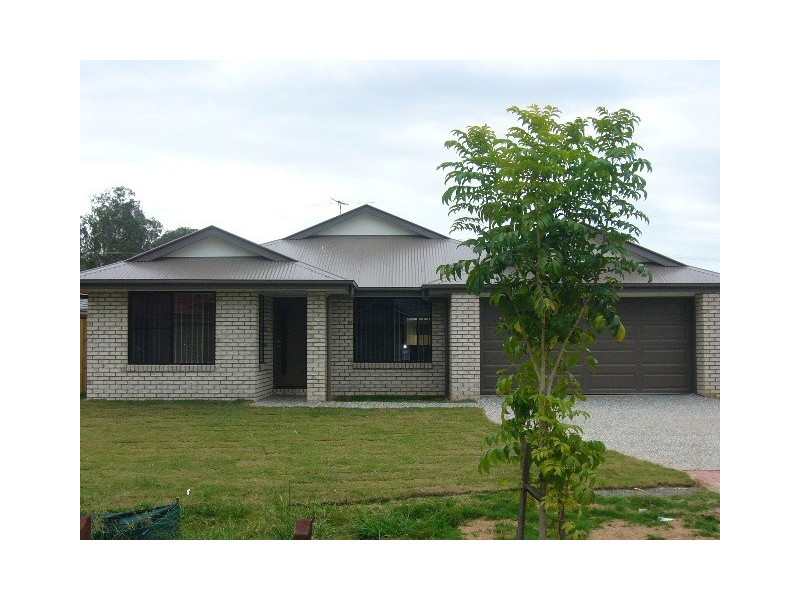 17 Fabian Place, Bracken Ridge QLD 4017