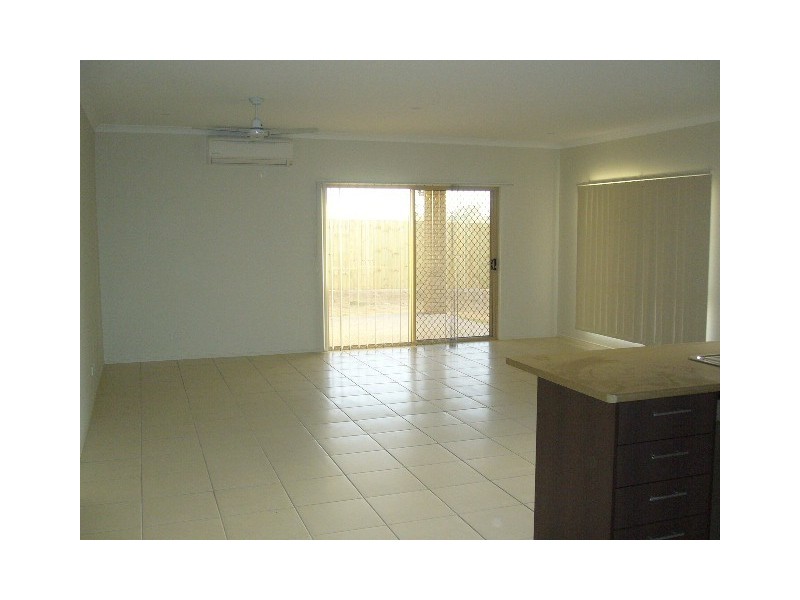 23 Dusky Street, North Lakes QLD 4509