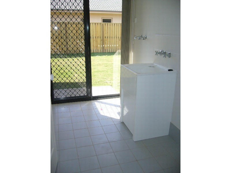 18 Shallows Court, Eatons Hill QLD 4037