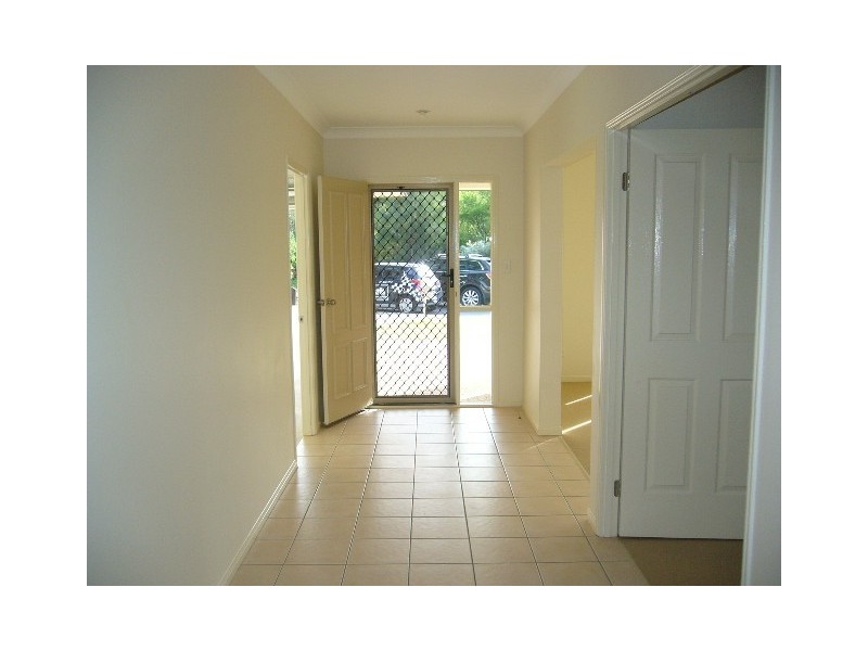 4 Bonnie Court, Aspley QLD 4034