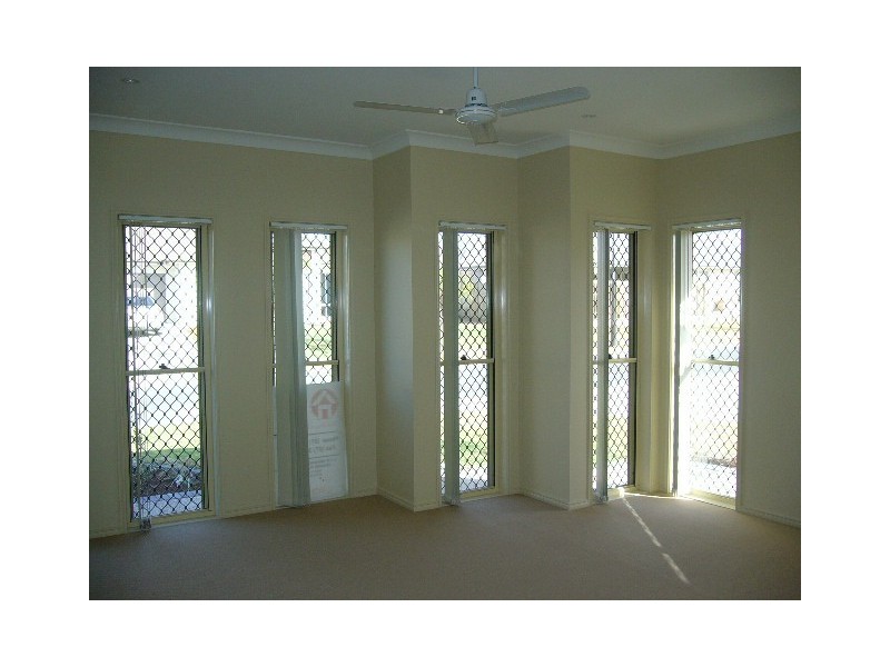 20 Possum Parade, North Lakes QLD 4509