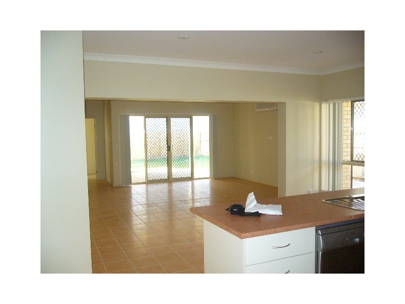 20 Possum Parade, North Lakes QLD 4509