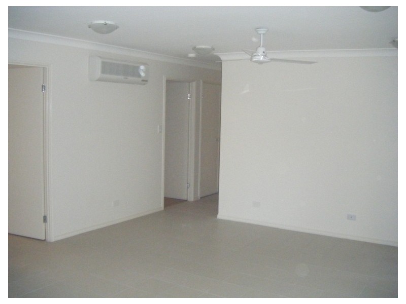 3 Leicester Ct, Rothwell QLD 4022