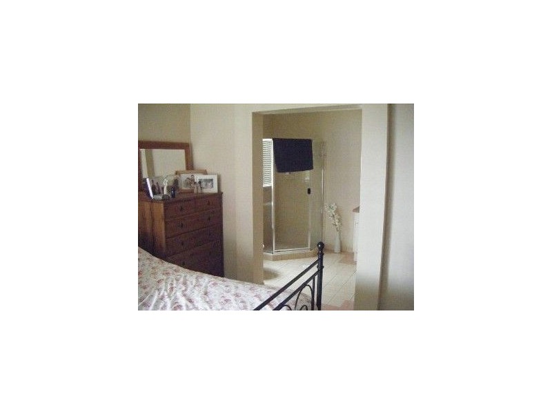 17 Whitfield Cres, North Lakes QLD 4509