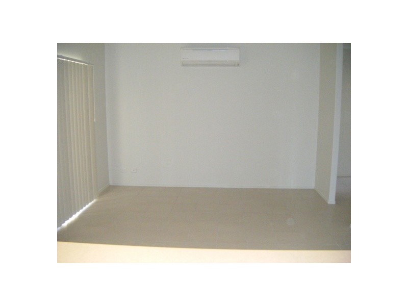 10 Warabi Cres, North Lakes QLD 4509