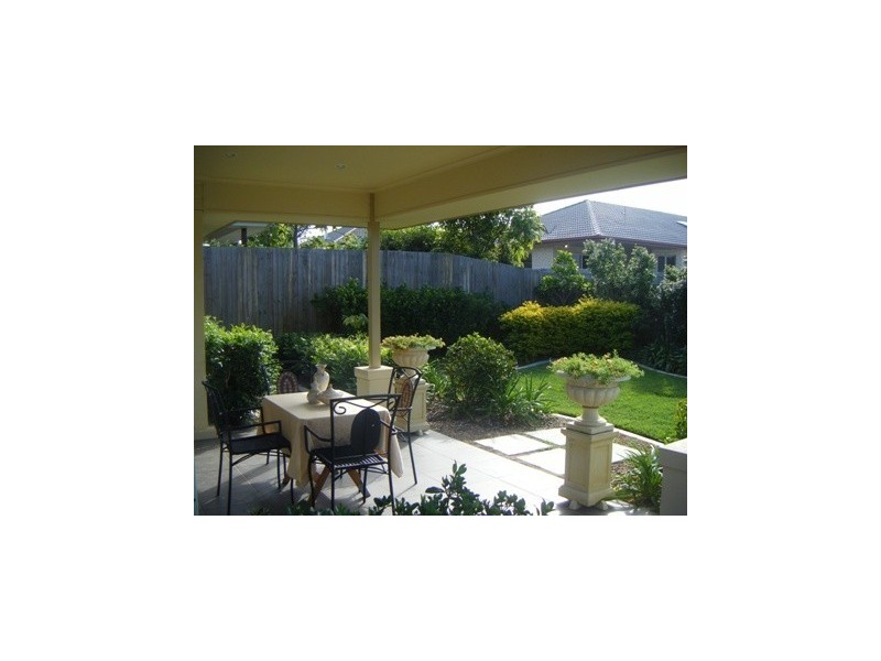 9 Douglas Street, North Lakes QLD 4509