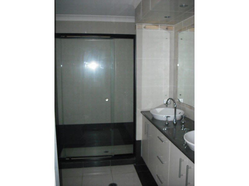 8 Auburn Lane, North Lakes QLD 4509