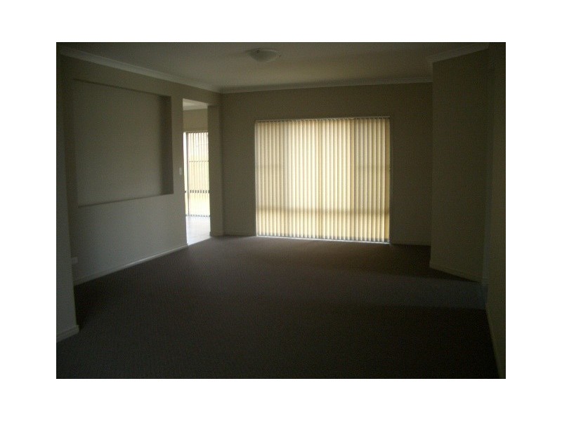 24 Possum Pde, North Lakes QLD 4509