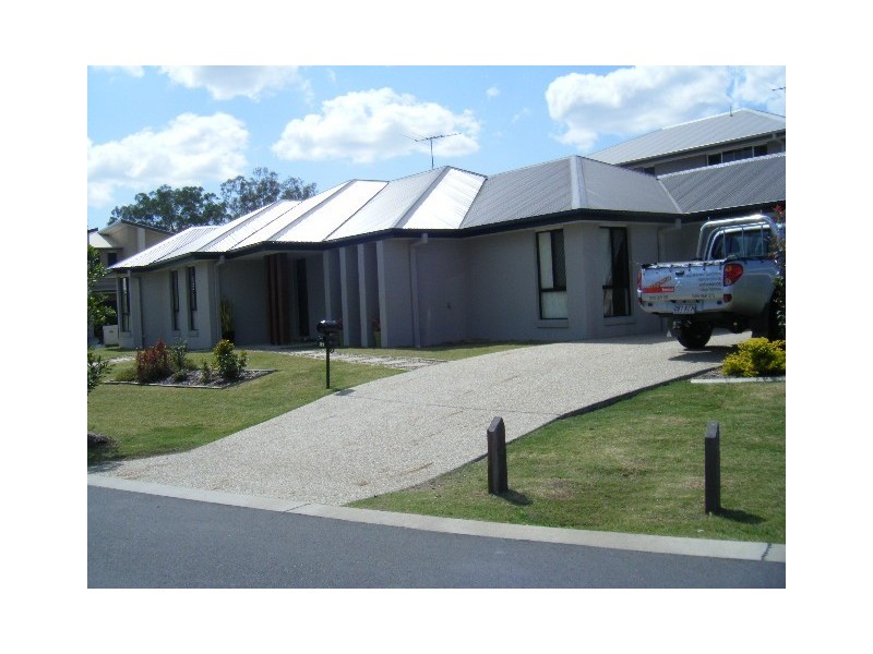 17 Petrie Crescent, Aspley QLD 4034