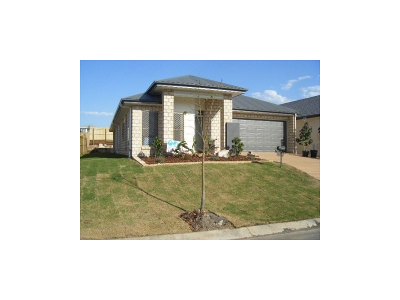 3 Kultarr Cres, North Lakes QLD 4509