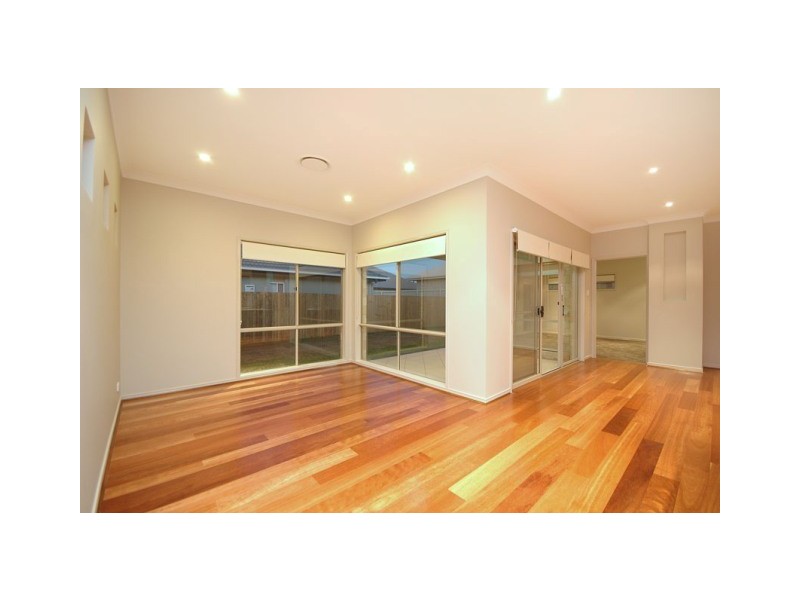 73 Possum Parade, North Lakes QLD 4509