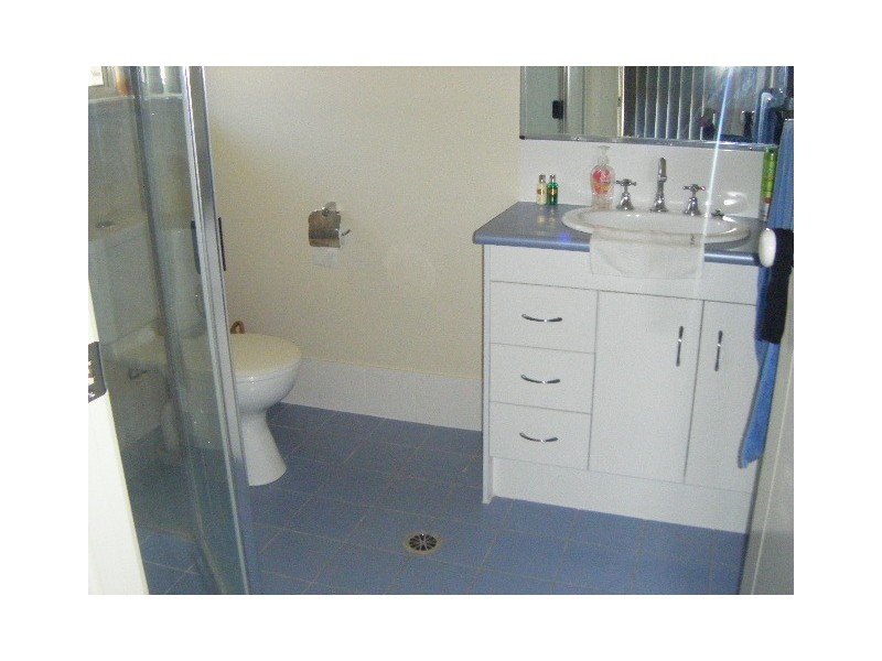 16 Middle Barten Court, Bray Park QLD 4500