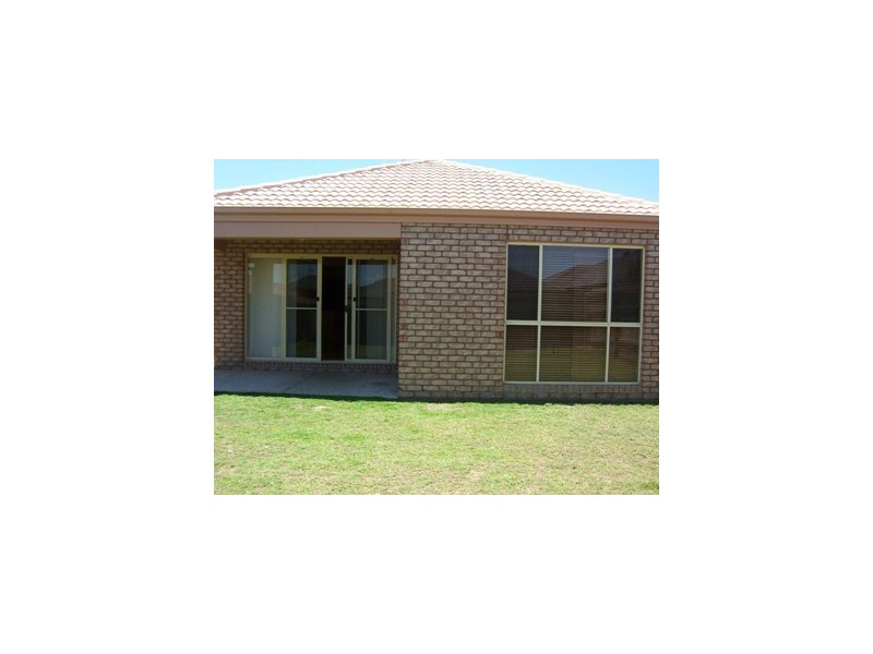 9 Kalbarri Ct, North Lakes QLD 4509