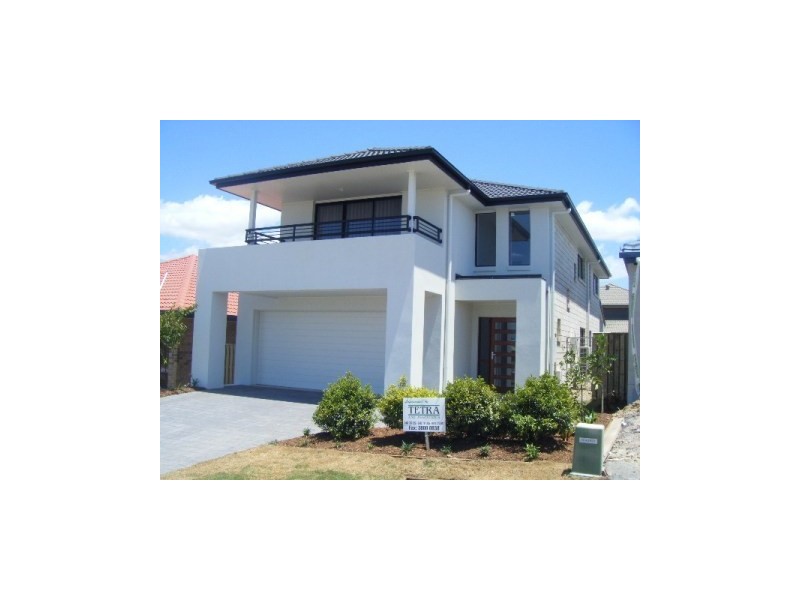 33 Astley Pde, North Lakes QLD 4509