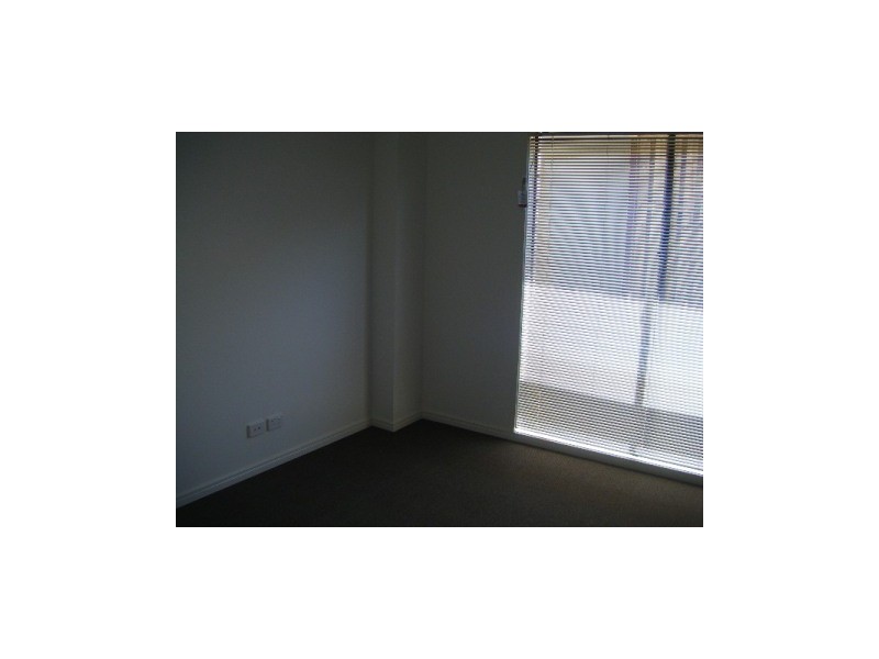 33 Astley Pde, North Lakes QLD 4509