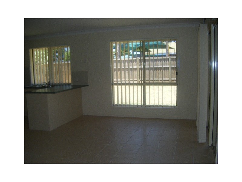 12 Wakeham Street, Kallangur QLD 4503