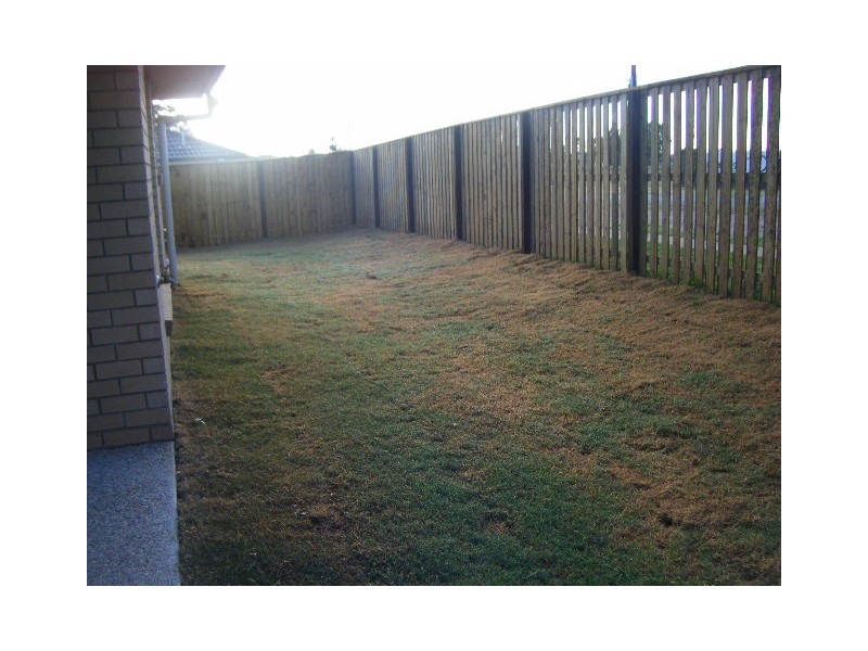 11 Eve Court, Kallangur QLD 4503