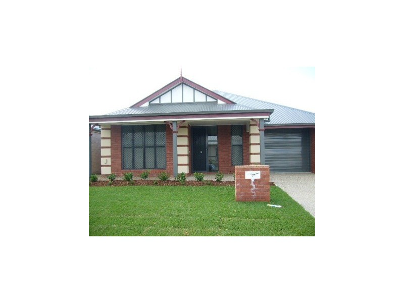 3 Pandorea Cct, North Lakes QLD 4509