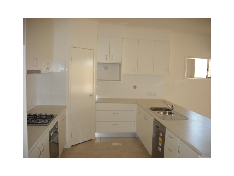 27 Klien Street, North Lakes QLD 4509