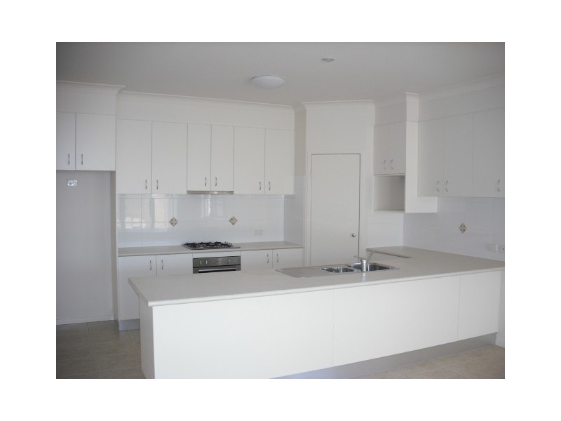 27 Klien Street, North Lakes QLD 4509