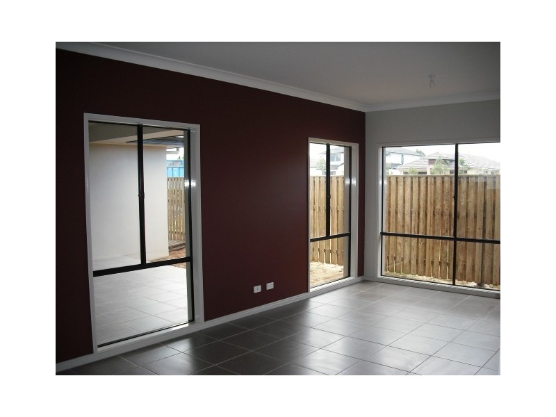 18 Ballesteros Street, North Lakes QLD 4509