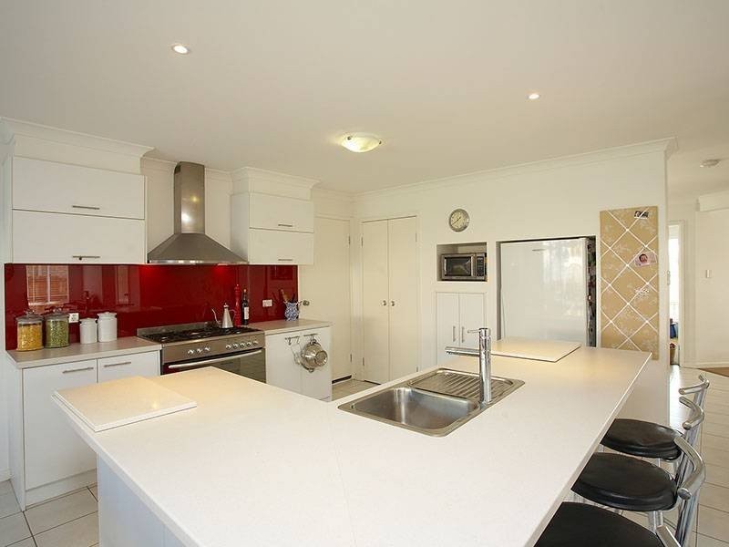 81 Cottonwood Circuit, North Lakes QLD 4509